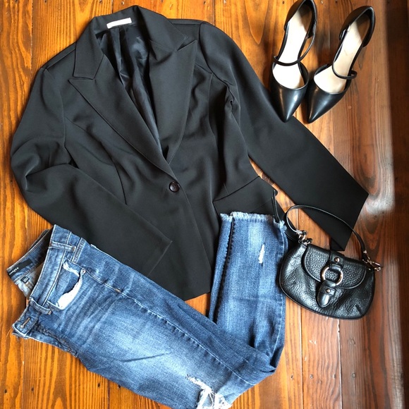 Forever 21 Jackets & Blazers - F21 Women’s Fitted Blazer